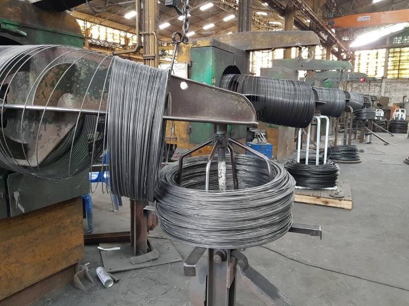 โรงงานผลิตลวดเหล็ก